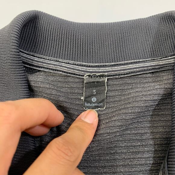Lululemon Shirt Mens S Small Charcoal Grey Metal Vent Tech Stretch Polo Golf - Picture 6 of 10